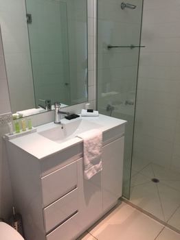 Hiigh Apartments - Accommodation Cairns 17