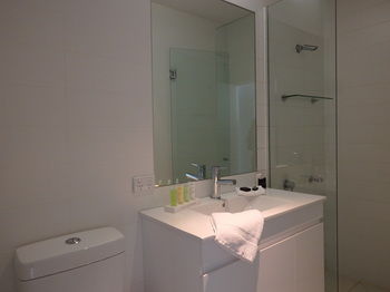 Hiigh Apartments - Accommodation Cairns 24