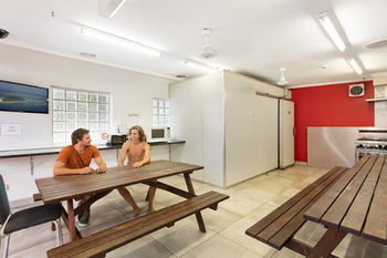 Manly Backpackers - Hostel - Accommodation Cairns 4