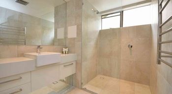 Saks On Hastings - Accommodation Cairns 8