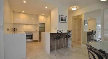 Saks On Hastings - Accommodation Cairns 18
