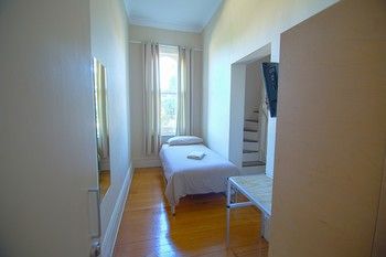 Cambridge Lodge - Hostel/Backpacker - Accommodation Cairns 14