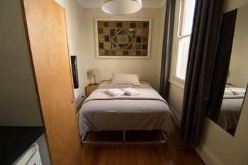 Cambridge Lodge - Hostel/Backpacker - Accommodation Cairns 16
