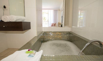 Bannisters By The Sea - Accommodation Cairns 36