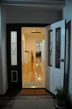 King Street Boutique Motel - Accommodation Cairns 0