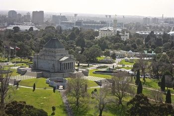 Apartments Melbourne Domain - South Melbourne - Accommodation Cairns 4