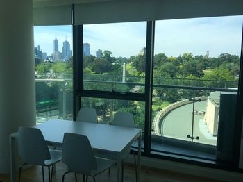 Apartments Melbourne Domain - South Melbourne - Accommodation Cairns 10