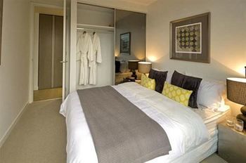 Apartments Melbourne Domain - South Melbourne - Accommodation Cairns 19