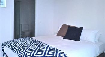 Apartments Melbourne Domain - South Melbourne - Accommodation Cairns 29