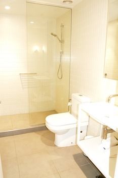 Apartments Melbourne Domain - South Melbourne - Accommodation Cairns 36