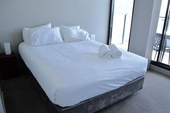 Apartments Melbourne Domain - South Melbourne - Accommodation Cairns 37