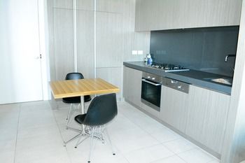 Apartments Melbourne Domain - South Melbourne - Accommodation Cairns 45