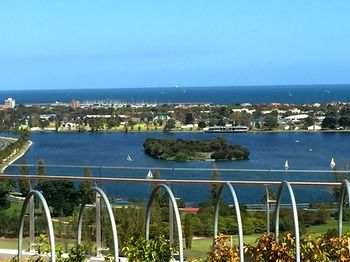 Apartments Melbourne Domain - South Melbourne - Accommodation Cairns 54