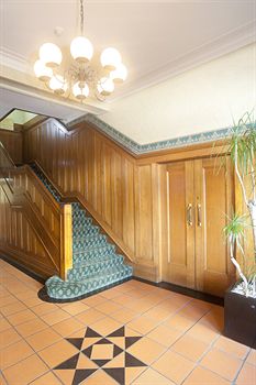 Hotel Gosford - Accommodation Cairns 8
