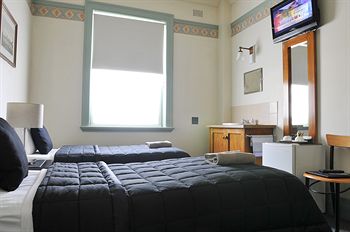 Hotel Gosford - Accommodation Cairns 10