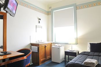 Hotel Gosford - Accommodation Cairns 14