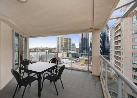Astra Apartments Chatswood - Accommodation Cairns 3