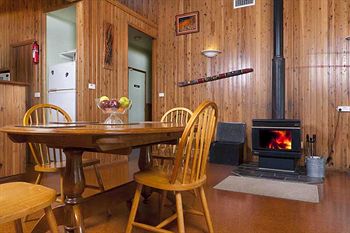 Eagleview Resort - Accommodation Cairns 7
