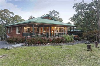 Eagleview Resort - Accommodation Cairns 10