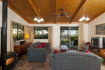 Eagleview Resort - Accommodation Cairns 32