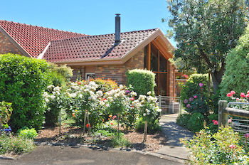 Langbrook Estate Cottages - Accommodation Cairns 7