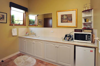 Langbrook Estate Cottages - Accommodation Cairns 22