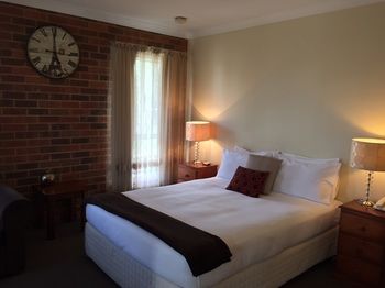 Aussie Rest Motel - Accommodation Cairns 1
