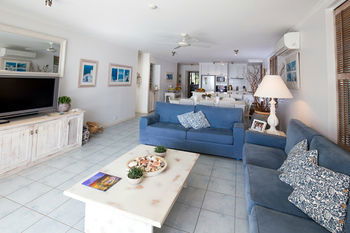 Noosa Quays - Accommodation Cairns 17