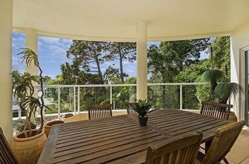 The Lookout Resort - Accommodation Cairns 0
