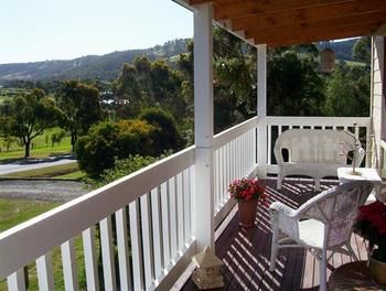 Yarraglen BnB - Accommodation Cairns 4