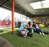 Melbourne Metro YHA - Hostel - Accommodation Cairns