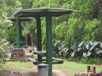 Mapleton Cabins & Caravan Park - Accommodation Cairns 1