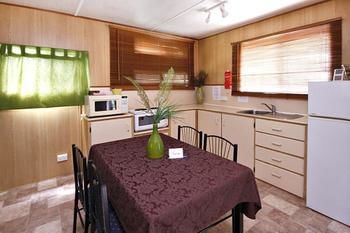 Mapleton Cabins & Caravan Park - Accommodation Cairns 4