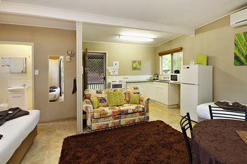Mapleton Cabins & Caravan Park - Accommodation Cairns 22