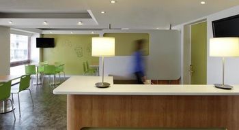 Ibis Budget Newcastle - Accommodation Cairns 3