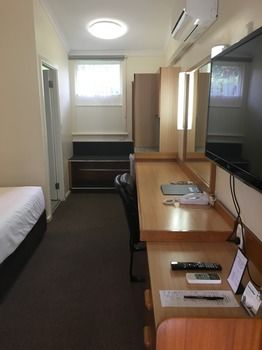 Waterview Gosford Motor Inn - Accommodation Cairns 10