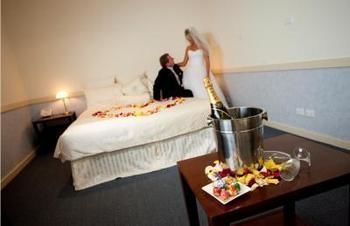 Hawkesbury Race Club Motel - Accommodation Cairns 5