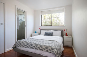 Apartment2c - Carnaby - Accommodation Cairns 1