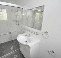 Balmain 4 Mont Furnished Apartment - Accommodation Cairns