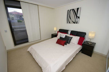 Balmain 704 Mar Furnished Apartment - Accommodation Cairns 0