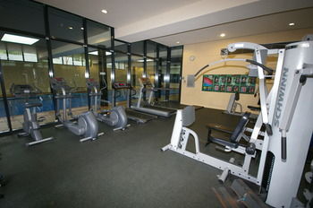 Balmain 704 Mar Furnished Apartment - Accommodation Cairns 8