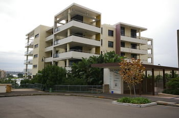 Balmain 704 Mar Furnished Apartment - Accommodation Cairns 10