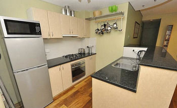 Glebe Furnished Apartments - Accommodation Cairns 8