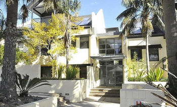 Glebe Furnished Apartments - Accommodation Cairns 13