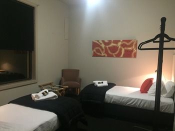 The Criterion Pub And Kitchen Carrington - Accommodation Cairns 5