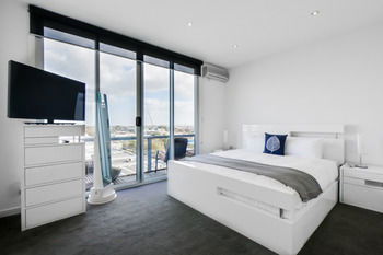 UrbanMinder @ Montague - Accommodation Cairns 8