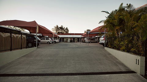BEST WESTERN Caboolture Central Motor Inn - Accommodation Cairns 3