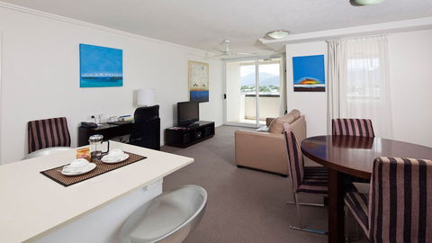 BEST WESTERN PLUS Cairns Central Apartments - Accommodation Cairns 2
