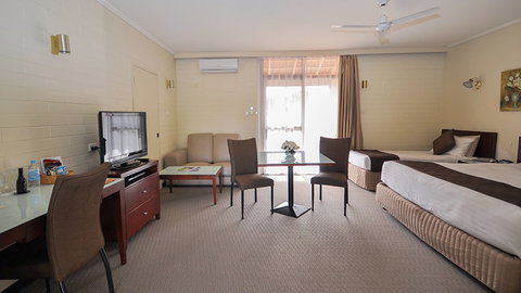 Best Western Alexander Motel Whyalla - Accommodation Cairns 2