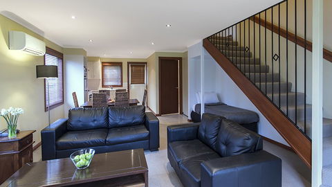 BEST WESTERN Colonial Village Motel - Accommodation Cairns 1